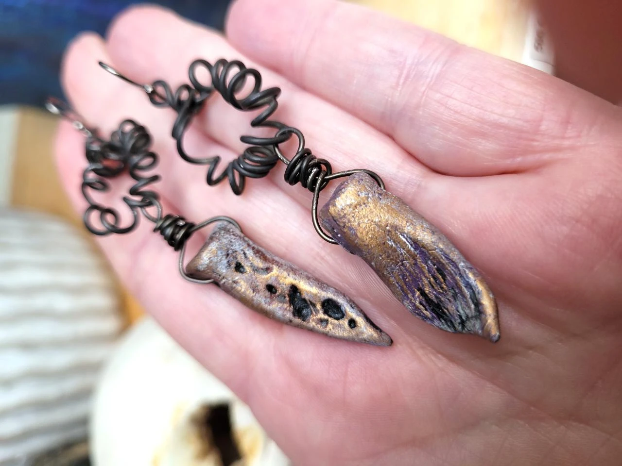 Minimalist and primitive earrings with handmade ceramics.. – photo 2